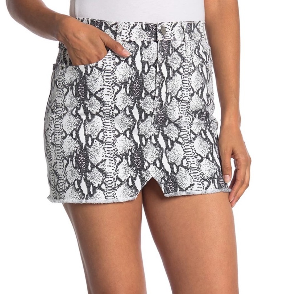 FRAME Mini Skirt Grey Python Print